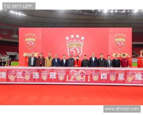 上海是冠军!申城工作足球包办中超三连冠成定局,天空到底是红仍是蓝?